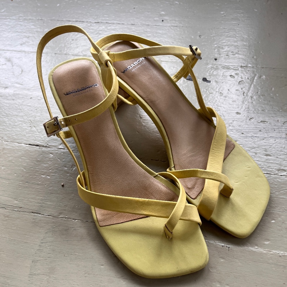 Vagabond Strappy Heel